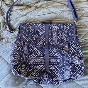 NWOT Crown Vintage DSW crossbody/messenger bag